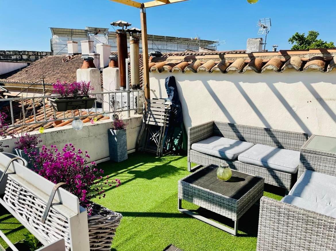 La Terrasse Des Arenes Apartment Nîmes Exterior foto